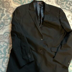 Tommy Hilfiger Black Sport Coat with Notched Lapel and Structured Shoulders